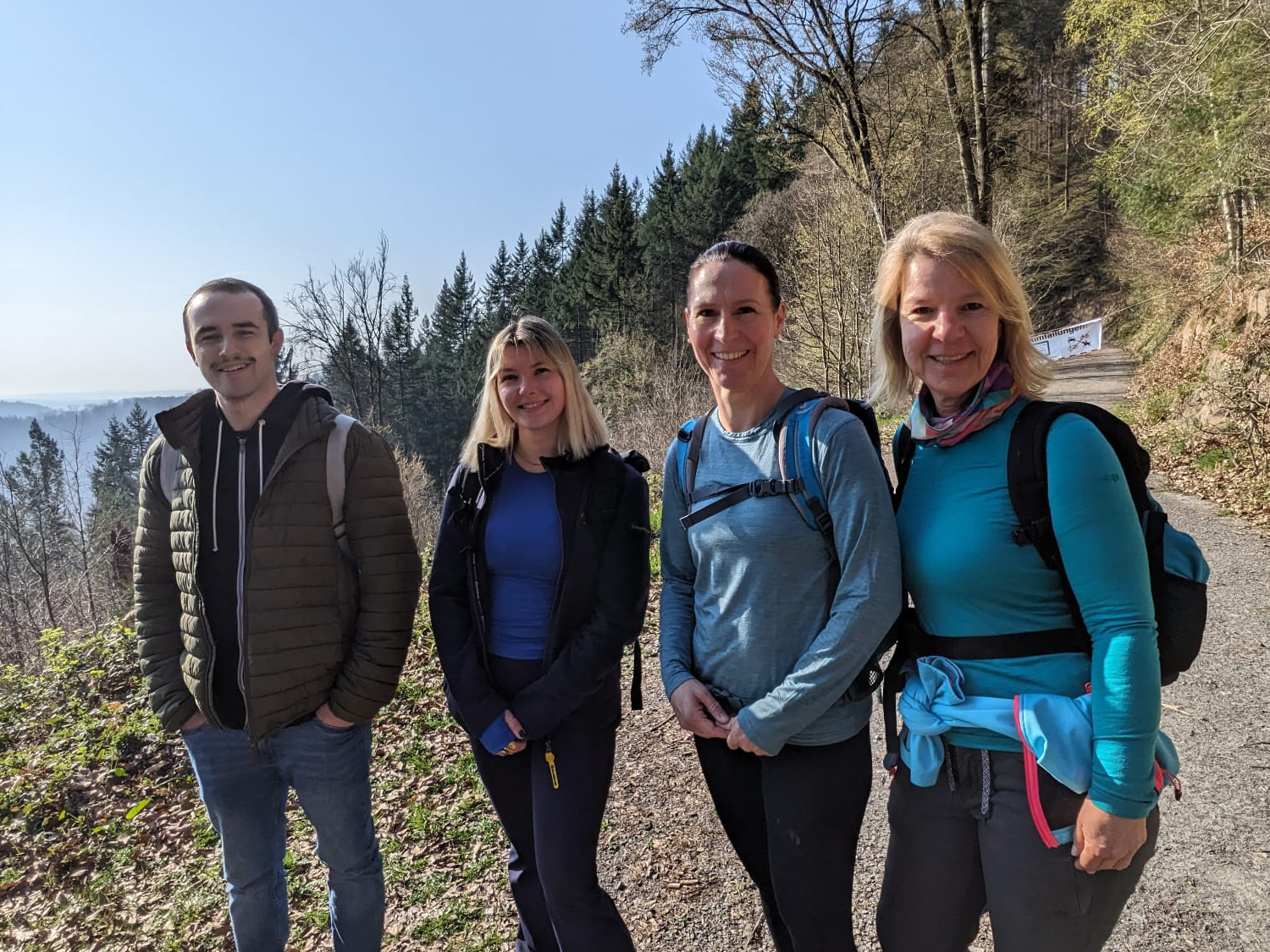 Vertrieb-Marketing-HR